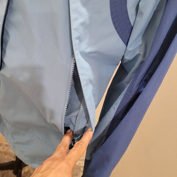 Lands End Women's Two Tone Hooded Rain Jacket Size S (6-8) - Picture 6 of 12